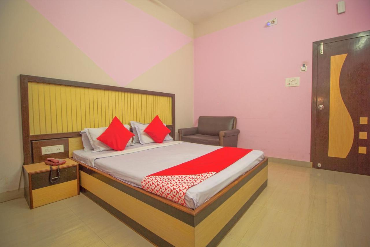 Отель Oyo 29778 Panchadeep Bhawan Falakata Экстерьер фото